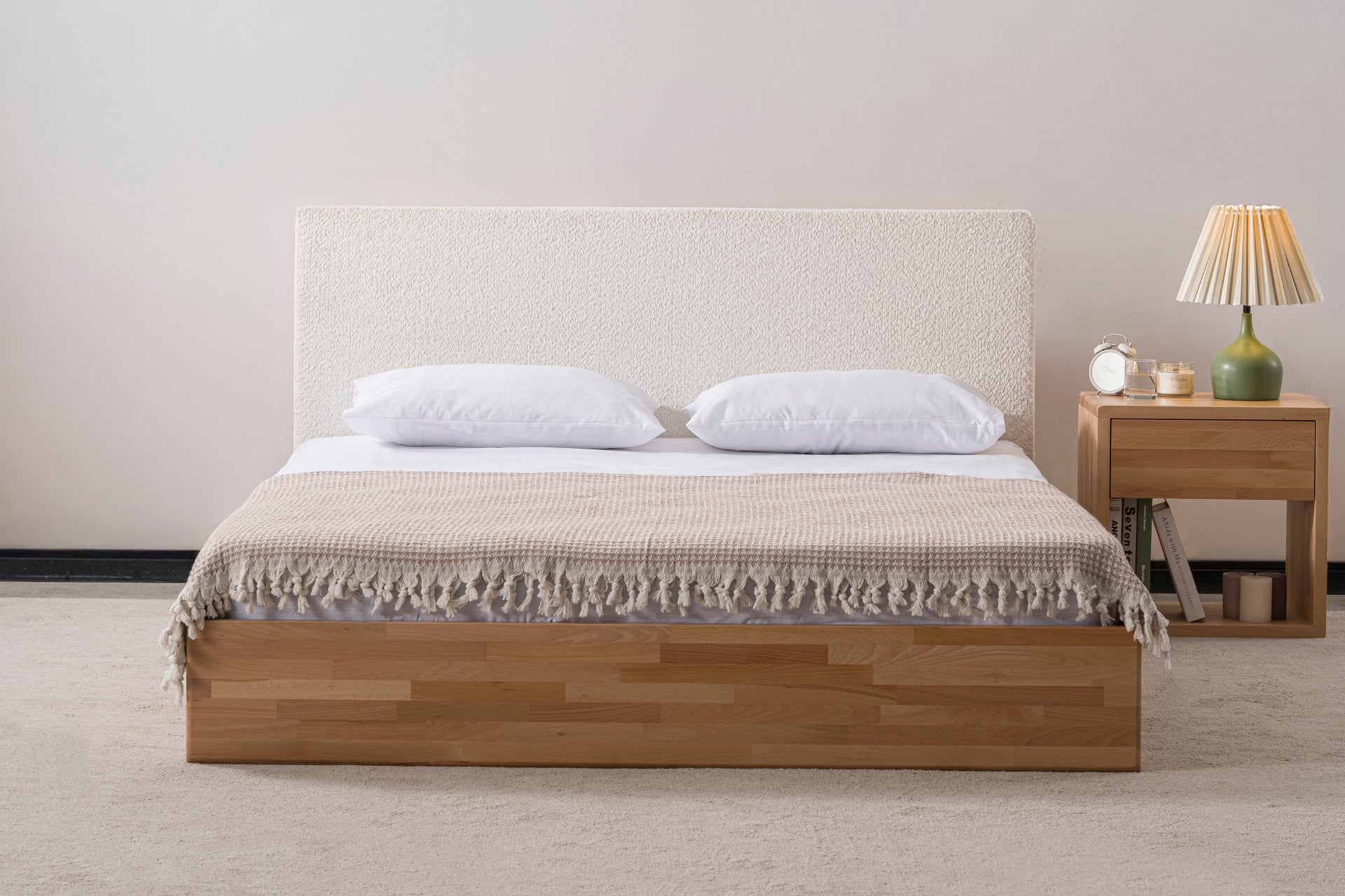 Eldr Kumaş Başlıklı Masif Ahşap Karyola, Natural